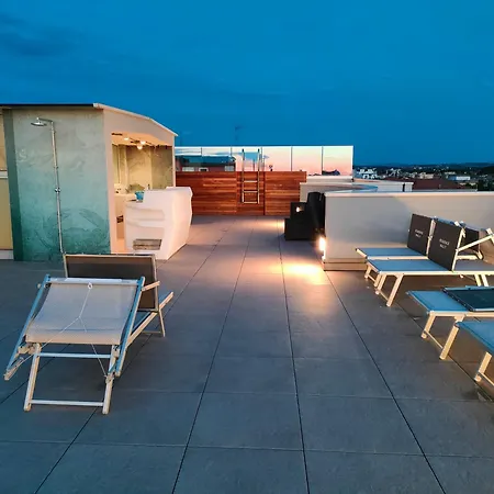 沃利公寓酒店 4*