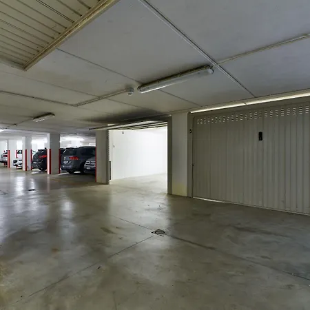 沃利公寓酒店 4*