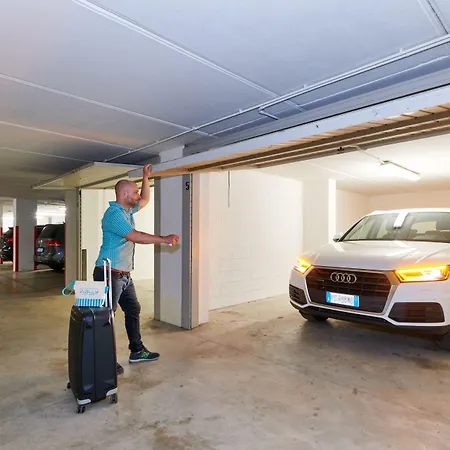 沃利公寓酒店 4*