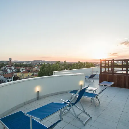Wally Aparthotel