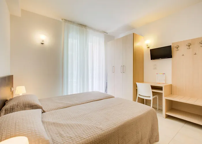 Wally Hotel apartamentowy Rimini